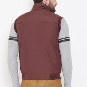 Gilet Softshell léger et économique de style unique Service OEM ODM tenue tendance de vente en ligne gilet Bomber pour hommes - Product Image 3