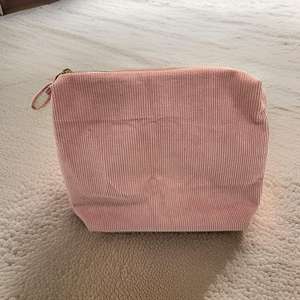 Embragues de moda personalizables para mujer, bolsa de lona de algodón, cierre de cremallera, decoración con flecos, fabricante indio de Bombay, exportador - Product Image 2