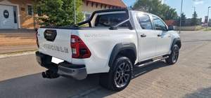 2023 pour Hilux 2.4L D-4D 4X4 SUV avec carburant électrique direction gauche sièges en cuir caméra arrière toit ouvrant utilisé - Product Image 6