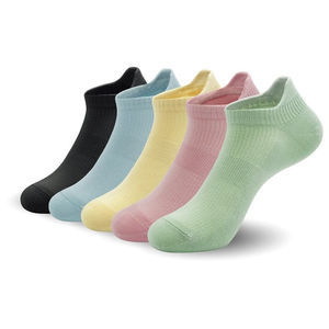 Vente en gros de nouvelles chaussettes ultra-fines pour femmes, chaussettes en bambou basses, invisibles, ventilées, basses, anti-odeurs, avec soutien de la voûte plantaire, chaussettes en maille, 5 paires - Product Image 1