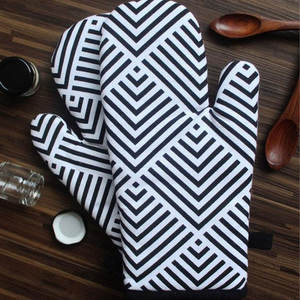 Nouveauté : Maniques de four doubles personnalisées en coton durable, manipulation sécurisée et logo personnalisé prêt à l'emploi - Product Image 4