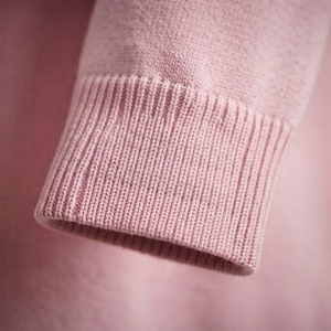 Cardigan en acrylique brodé personnalisé AKA Sorority Back University 2026 |   Chemise à manches longues et col en V, 100 pièces, 30 $ au total - Product Image 4