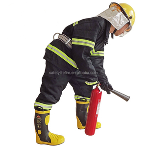 Vêtements anti-feu, combinaison de <span class=keywords><strong>pompier</strong></span> avec capuche, combinaison de protection contre les chutes de cendres, matériau standard, résistant au feu jusqu'à 300 degrés, équipement de sauvetage incendie, veste de combinaison - Product Image 4