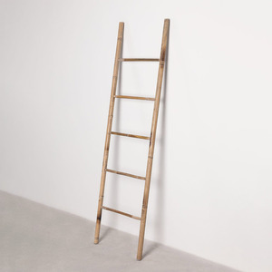 Cheap Prices Bamboo <b>Ladder</b> Wholesale Price Step <b>Ladders</b> With <b>Multi</b> <b>Purpose</b> for Towel Hanging and Home Decor - Product Image 4