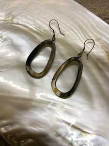 Pendientes Modernos de Cuerno Natural, Ecológicos, Hechos a Mano, Accesorio de Moda para Uso Casual y de Fiesta - Product Image 2