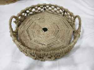 Hand Woven Round Shape Rattan Serving Tray Fruit Display Basket Tray <b>Restaurant</b> <b>Hotel</b> Ware <b>Supplies</b> Exclusive Style - Product Image 3