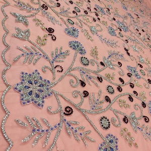 Tissu brodé artisanal de fabrication indienne avec perles, paillettes et perles pour vêtements de mariée et de cérémonie disponibles à la vente - Product Image 1