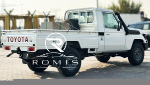 Land Cruiser LC79 4.2L Cabina Singola 4x4 Diesel Manuale SUV Fuoristrada Usato 2024 - Product Image 5