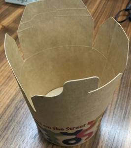 กล่องใส่อาหารแข็งทำจากกระดาษคราฟท์ทรงสี่เหลี่ยมผืนผ้าปิดรีไซเคิลได้ง่ายสำหรับเคี้ยวหมากฝรั่งซูชิมื้อกลางวัน - Product Image 6