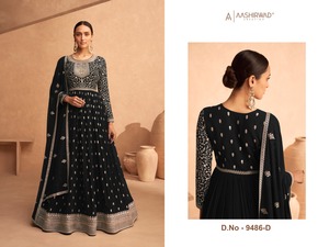 Robe Anarkali Salwar Kameez de qualité supérieure fabriquée en georgette de renard lourd avec séquences de broderie - Product Image 3