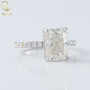 การออกแบบที่ทันสมัยล่าสุด 2CT Radiant Cut Moissanite เพชรซ่อนฮาโล่ Solitaire พร้อมแหวนหมั้นสําเนียง - Product Image 2