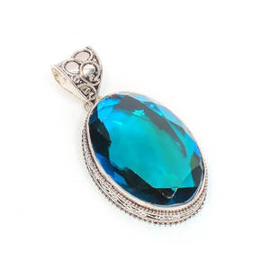 Pendentifs en gros de style vintage avec fermoir, en topaze bleue hydro et en laiton, par MANGALMAY CORPORATION - Product Image 4