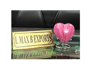 Urnes de crémation en forme de coeur noir fabriquées à la main en métal de conception classique pour l'urne de souvenir de petit coeur de qualité de forme personnalisée humaine - Product Image 4