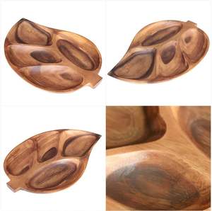 Plateau de service en bois en forme de feuille, plateau décoratif en bois divisé pour les collations, les fruits secs, les desserts - Product Image 4