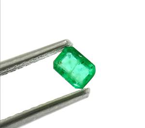 Pierre précieuse émeraude naturelle, taille octogonale facettée, 4x3 mm, certifiée par un tiers pour la fabrication de bijoux - Product Image 1