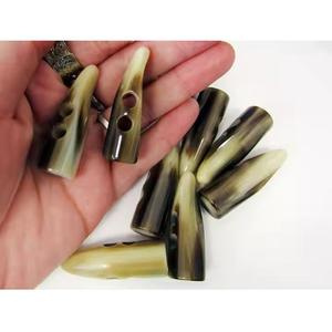 Botones de Cuerno Modernos Hechos a Mano e Impermeables para Chaquetas y Abrigos - Product Image 3