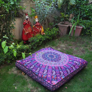 Funda de cojín de suelo cuadrado, funda de almohada de suelo con estampado hecho a mano de Mandala púrpura para decoración de sala de estar, el mejor regalo para el hogar - Product Image 1