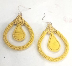 Verano dulce nuevo estilo bohemio rafia tela tejida trenza flor gota aro pendientes joyería de moda para mujeres - Product Image 1