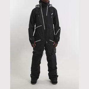 Combinaison d'hiver Glacier Guard imperméable et chaude, tenue de ski personnalisée - Product Image 1