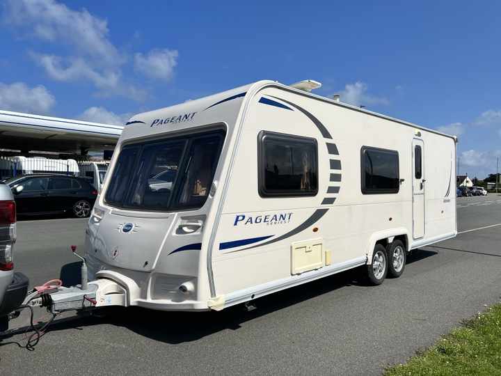 Top Quality Camper Trailers Motor Home Good Manufacture Caravan Rv Travel Trailer for Sale