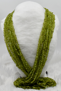Peridoto de forma irregular natural, color verde, cuentas sin cortar, venta al por mayor a granel para la fabricación de joyas - Product Image 5