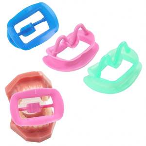 Retrattore per Guance e Labbra in Silicone Ortodontico per Sbiancamento Dentale Multiuso - Product Image 1