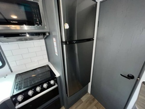 Utilisé 2022 Keystone P-r-e-m-i-e-r 19F-B - Product Image 3