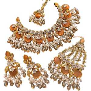 Juego de Joyería de Moda de Aleación de Acero Inoxidable 100% de Alta Calidad, Chapado en Oro de 18K, Estilo Modesto para Mujer, Collar y Aretes para Fiesta o Boda - Product Image 1