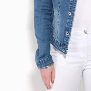 Veste en jean d'hiver décontractée pour femmes, manches longues, respirante, écologique, séchage rapide, rembourrage en polyester de haute qualité, personnalisable à l'avant - Product Image 4