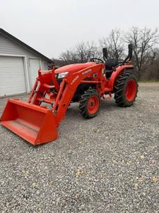 รถแทรกเตอร์ Kubota L3301 33 แรงม้า ขับเคลื่อน 4 ล้อ มือสอง พร้อม PTO ด้านหลังแบบใช้งานต่อเนื่อง มีจำหน่าย - Product Image 6