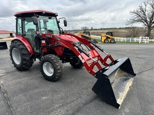 รถแทรกเตอร์ Case IH FARMALL 55C พร้อมชิ้นส่วนหลัก เครื่องยนต์ ปั๊ม เกียร์บ็อกซ์ สำหรับฟาร์ม - Product Image 2