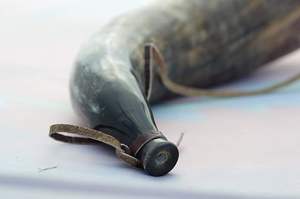 Décoration artisanale de cornes de soufflage de corne de buffle naturelle sur mesure pour l'occasion de Noël de Style poli Viking à bas prix - Product Image 3