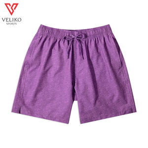 วัสดุผ้าใบกางเกงขาสั้นบอร์ดของผู้ชายเอวกลางยืดสแปนเด็กซ์ป้องกันการเกิดรอยยับเป็นมิตรต่อสิ่งแวดล้อมชุดเล่นเซิร์ฟชายหาดฤดูร้อน - Product Image 1