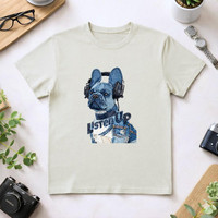 Camiseta Unisex de Jersey 100% Algodón, 210 g/m², Corte Regular, Manga Corta, Transpirable y Resistente, Logotipo Frontal Serigrafiado