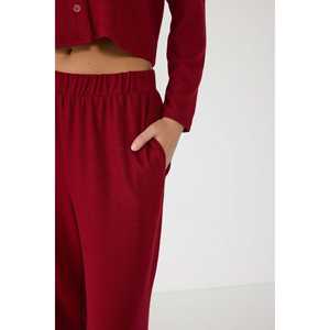 Pantalones de exterior con cintura elástica y práctico bolsillo para un fácil almacenamiento - Product Image 5