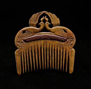 Peine de pelo con mango de madera hecho a mano único para uso en salón de India, peine de madera al por mayor para uso comercial a la venta en - Product Image 4