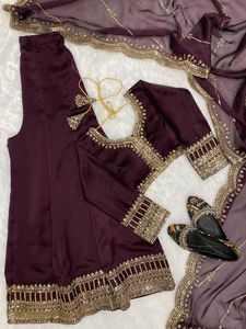 Haute qualité dernier élégant Designer indien Style broderie travail Salwar Plazzo costume pour les femmes mariage et fête fonction - Product Image 5