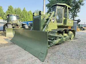 Bouteur sur chenilles d'occasion 130 CV, capacité de la benne 4 m³, modèle 2023, pompe moteur uniquement, 1 000 heures de fonctionnement, à vendre - Product Image 3