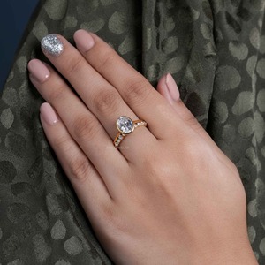 Anillo de Compromiso Solitario con Diamante Cultivado en Laboratorio con Corte Ovalado, Certificado IGI, VVS, con Banda de Boda de Oro de 14k, Conjunto Nupcial - Product Image 2