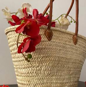 Sac fourre-tout marocain en paille fait main : poignée en cuir végétalien, panier de plage estival - Product Image 2