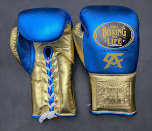 ถุงมือต่อสู้หนังวัวแท้แบบปรับได้ ระบายความชื้น สีน้ำเงิน/ทอง รุ่น 2025 No Boxing No Life สำหรับการช็อปปิ้ง GEAR - Product Image 5