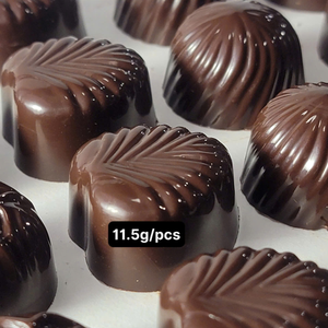 Compound <b>Chocolate</b> in Flower Shape Perfect for Gifting and Festive Occasions - Product Image 2