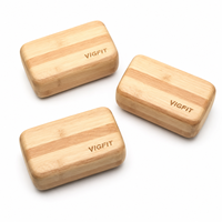 Bloc de yoga en bois VIGFIT, brique de yoga en bois naturel, bloc de soutien à bords arrondis pour le yoga et le Pilates, vente en gros, fabricant OEM