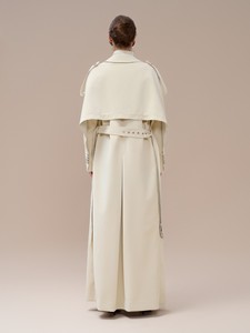 Minimaliste qualité femmes manteau hiver avant boutons Eunice Trench Coat 45% Rame 55% polyuréthane étiquettes personnalisées et étiquettes blanches - Product Image 3