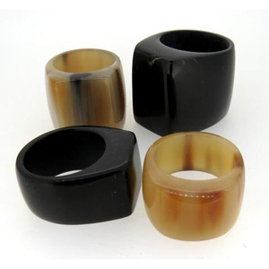Anillo de Cuerno de Búfalo Natural Moderno, Hecho a Mano y Ecológico, Diseño de Última Moda por Saniya Handicraft - Product Image 2