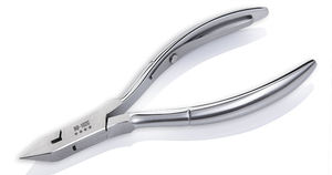 Nghia OMI Professional NB-102C - Juego de Cortaúñas de Acero Inoxidable para el Cuidado de las Cutículas, Acabado Cromado, Duradero, Portátil, para Manicura y Pedicura - Product Image 1