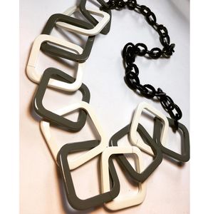 Collier en corne de buffle fait main pour femmes bijoux à longue chaîne à la mode pour un look élégant et bohème de haute qualité - Product Image 2