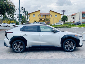 รถยนต์ SUV ปี 2023 รุ่น Pure  ระบบขับเคลื่อนอัตโนมัติ  ระยะทางวิ่งไกล  5 ประตู  แบบครอสโอเวอร์  พร้อมฟังก์ชันอัจฉริยะ  สำหรับส่งออก  ไม่มีค่าธรรมเนียมเกี่ยวกับอุบัติเหตุ - Product Image 3