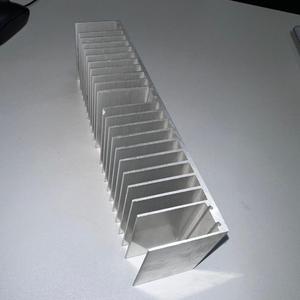 โปรไฟล์โรงงานระบายความร้อนอลูมิเนียมแบบกําหนดเองราคาขายส่งที่ song hong อลูมิเนียมที่มีฐานในเวียดนาม - Product Image 4