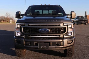 พร้อมจัดส่ง RHD/LHD รถฟอร์ด F-250 ซูเปอร์ดิวตี้ ลาริเอท เทรมเมอร์ ปี 2022 ขับเคลื่อน 4 ล้อ เครื่องยนต์ V8 7.3 ลิตร - Product Image 3